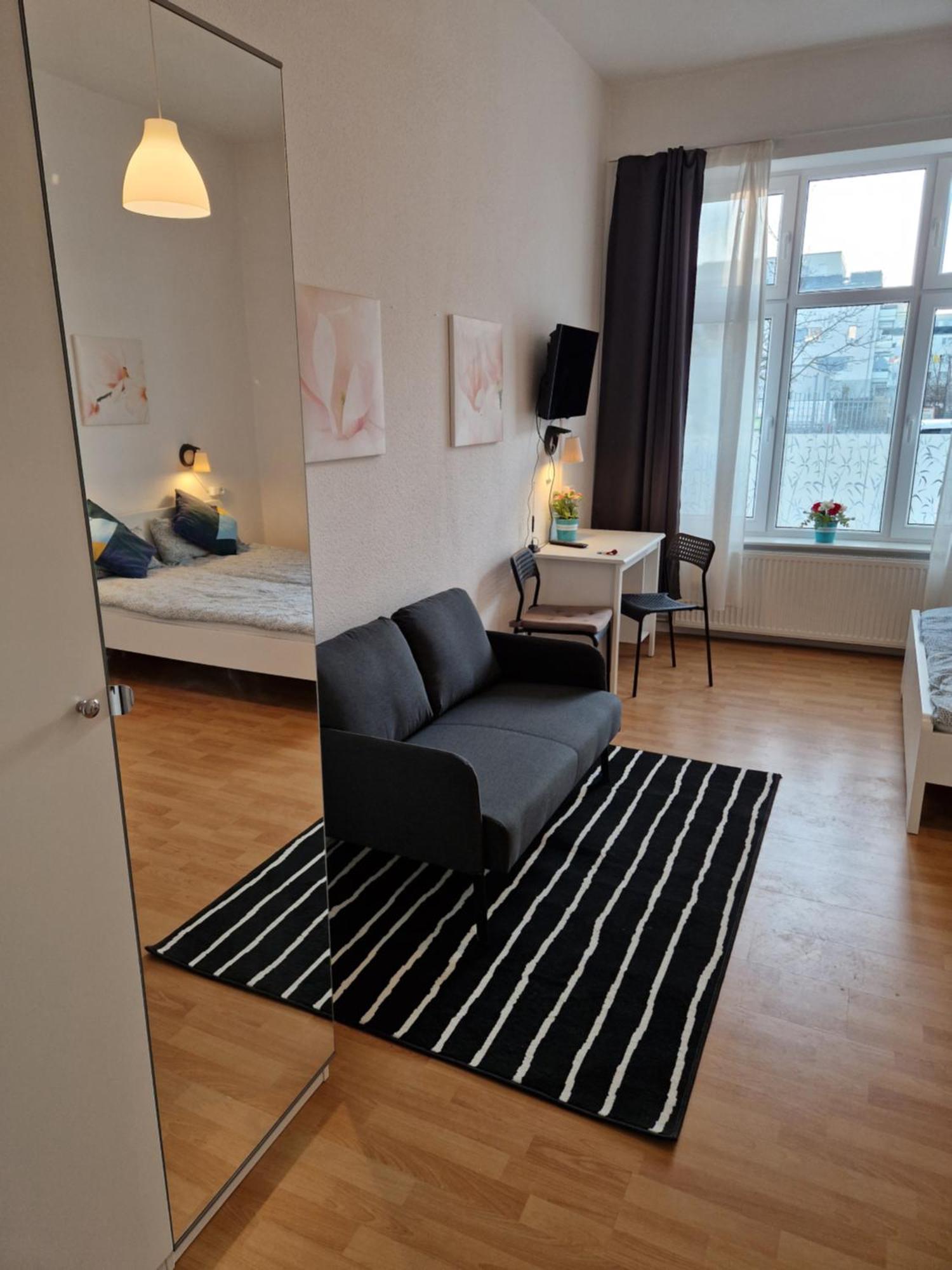 Zimmervermietung Berlin Mertens Apartment Ngoại thất bức ảnh